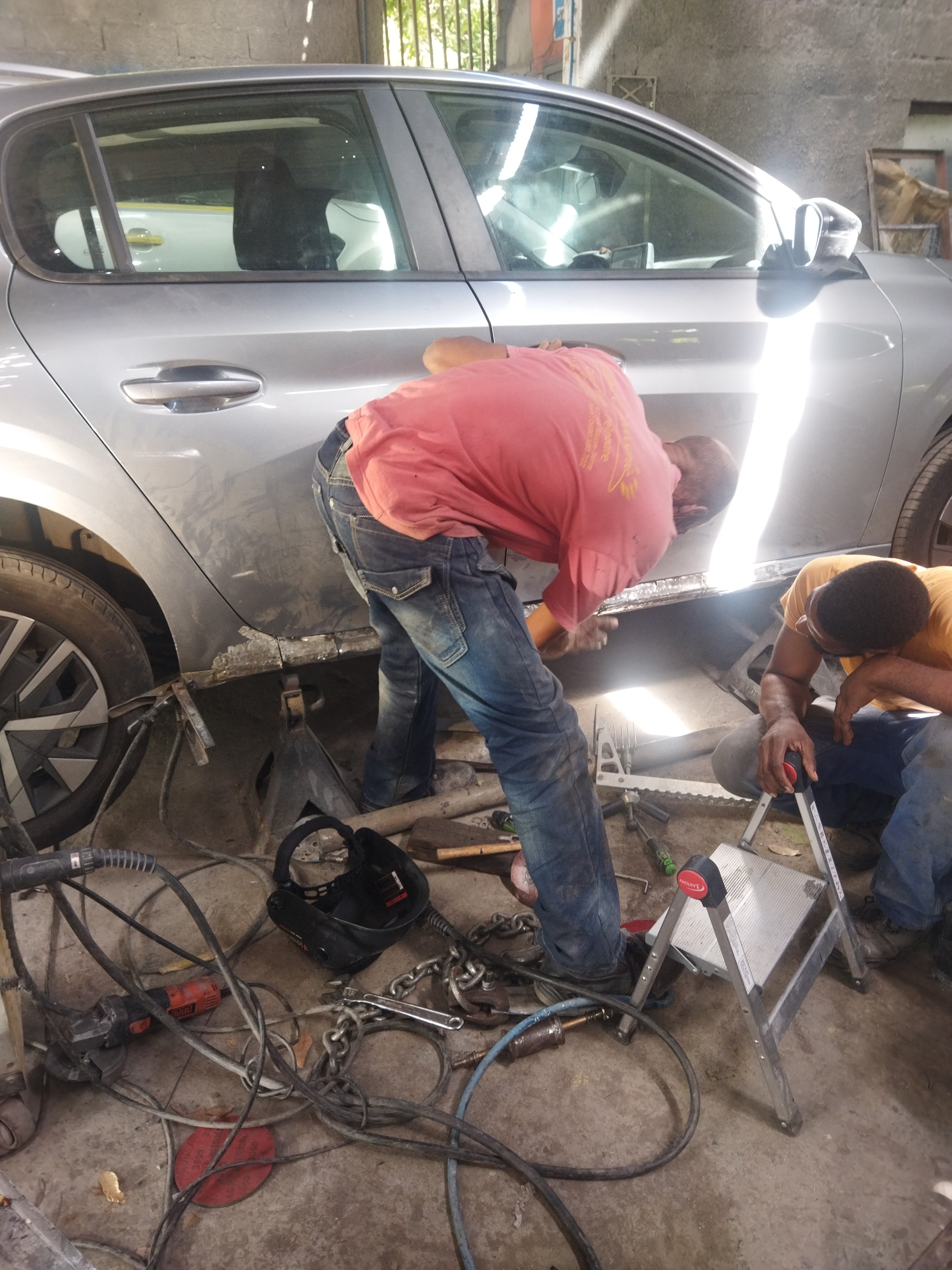 Photo de réalisation automobile - reparation